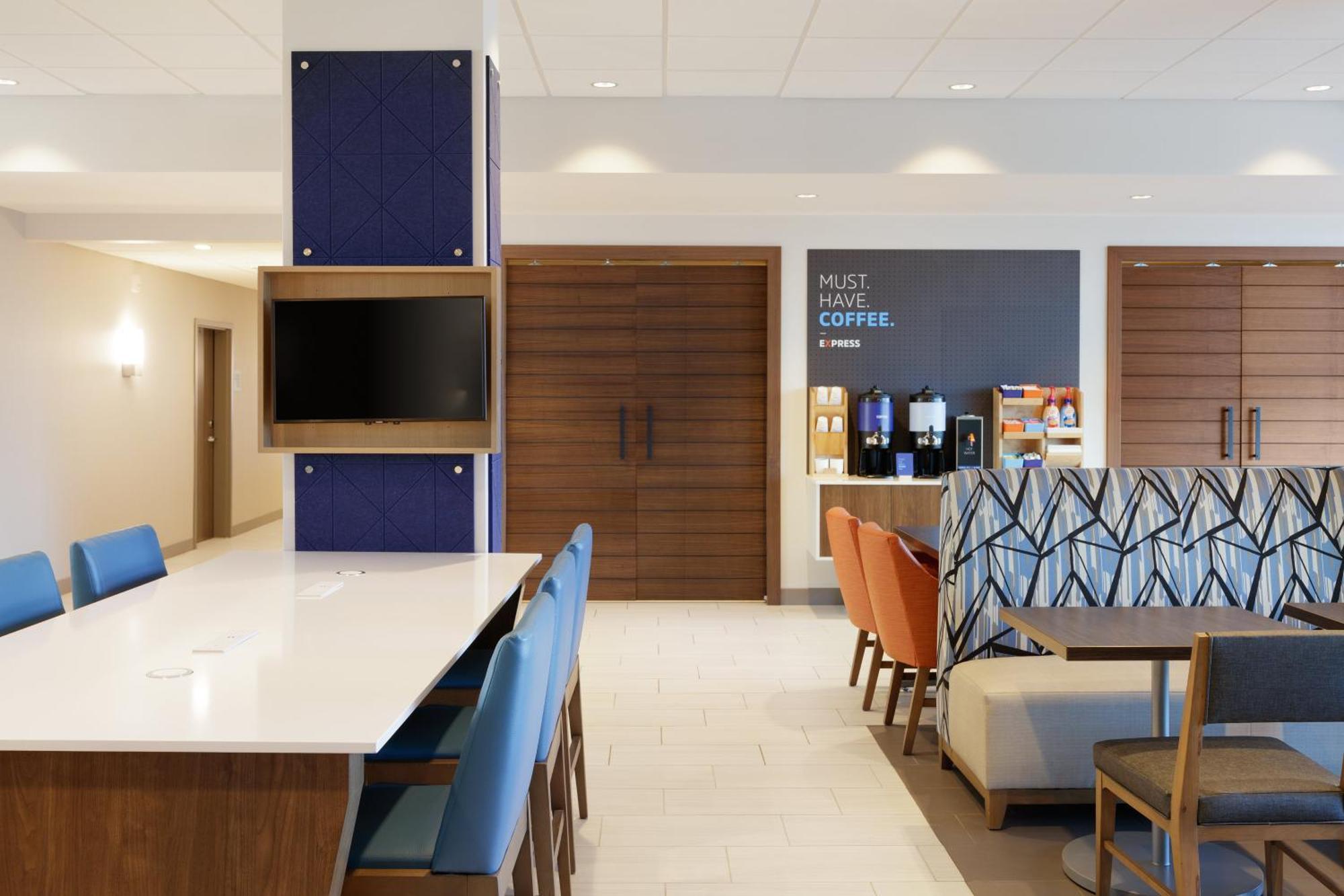 Holiday Inn Express Hotel & Suites Terre Haute By Ihg Ngoại thất bức ảnh