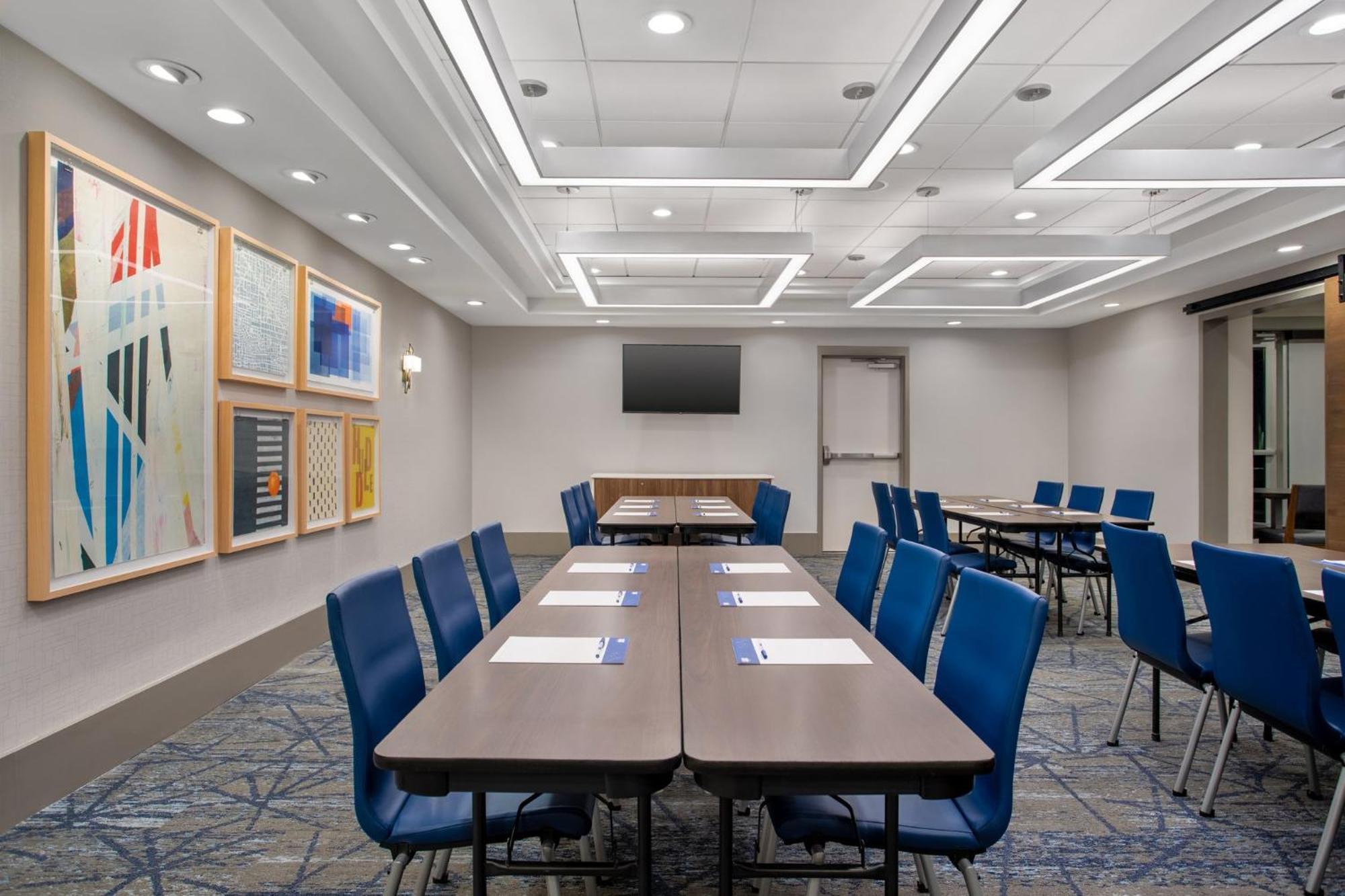 Holiday Inn Express Hotel & Suites Terre Haute By Ihg Ngoại thất bức ảnh
