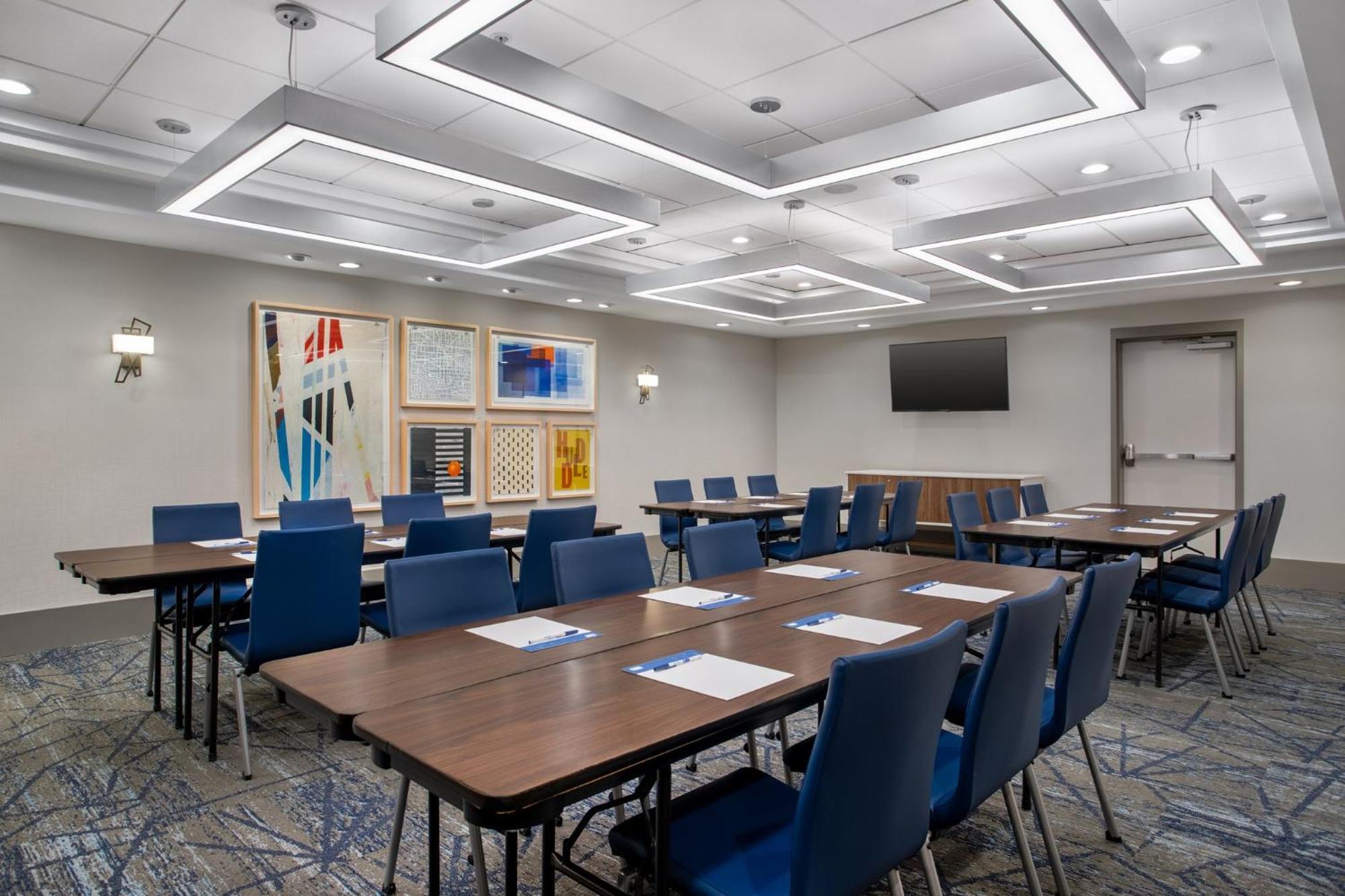 Holiday Inn Express Hotel & Suites Terre Haute By Ihg Ngoại thất bức ảnh