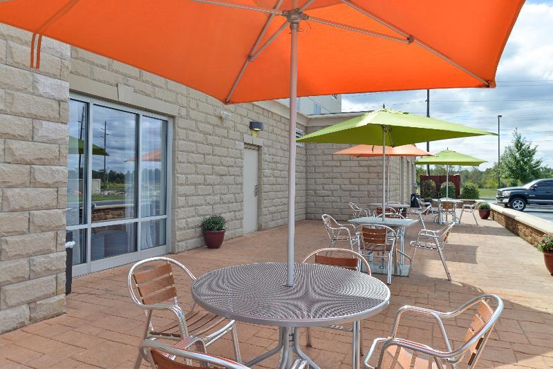 Holiday Inn Express Hotel & Suites Terre Haute By Ihg Ngoại thất bức ảnh
