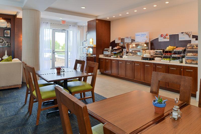 Holiday Inn Express Hotel & Suites Terre Haute By Ihg Ngoại thất bức ảnh